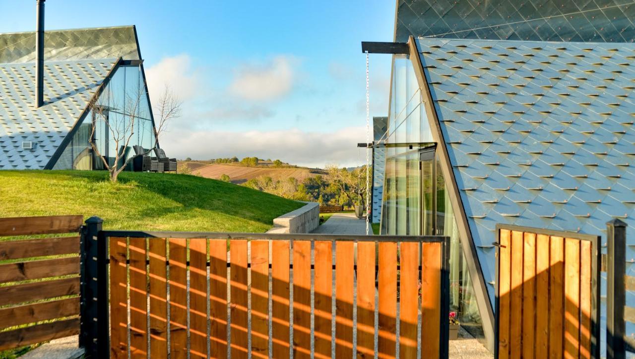 3 Hills Boutique - The Ranch Experience Hotell Trilofos Exteriör bild