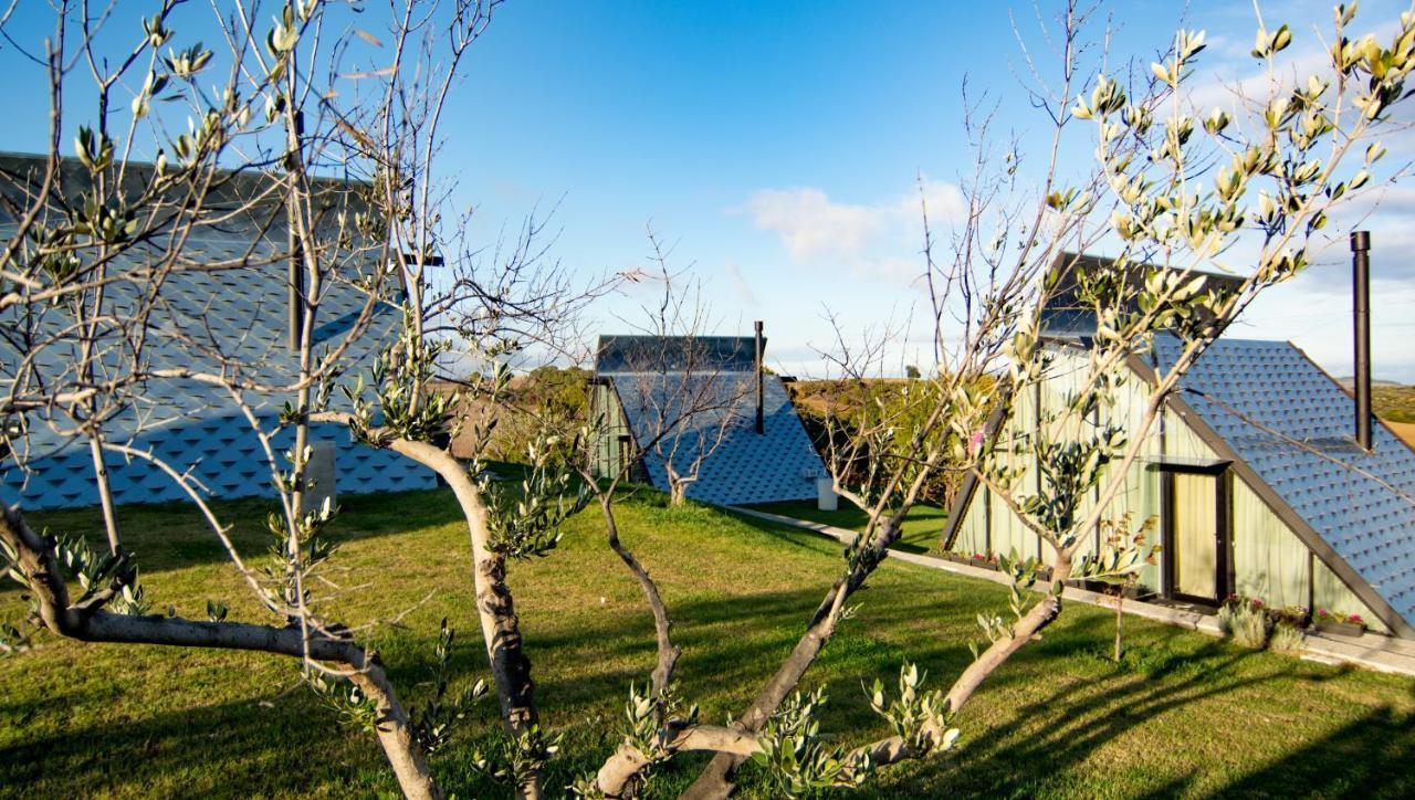 3 Hills Boutique - The Ranch Experience Hotell Trilofos Exteriör bild