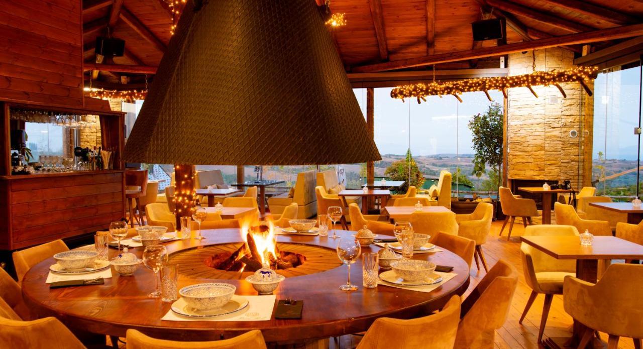 3 Hills Boutique - The Ranch Experience Hotell Trilofos Exteriör bild