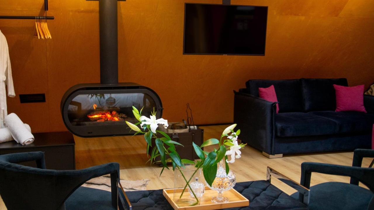 3 Hills Boutique - The Ranch Experience Hotell Trilofos Exteriör bild