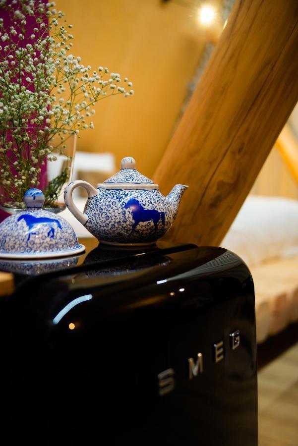 3 Hills Boutique - The Ranch Experience Hotell Trilofos Exteriör bild