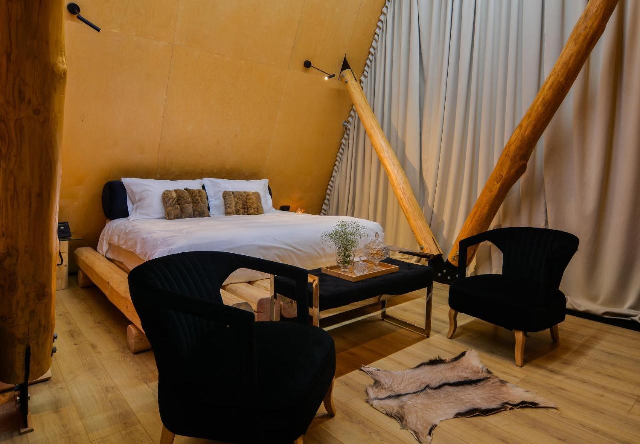 3 Hills Boutique - The Ranch Experience Hotell Trilofos Exteriör bild